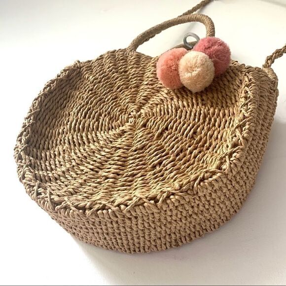 Boho Chic Woven Straw Circular Bag Crossbody - Picture 8 of 15